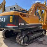 Shanghai Used Hyundai 220 LC 9S with 1.03m3 Bucket Capacity and Original