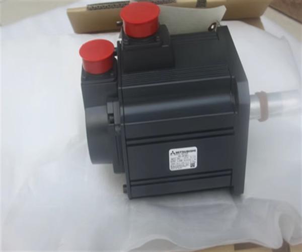Buy cheap HC-SFS81 Mitsubishi 850W Medium Inertia Frequency 200-230 VAC Industrial Servo Drives from wholesalers