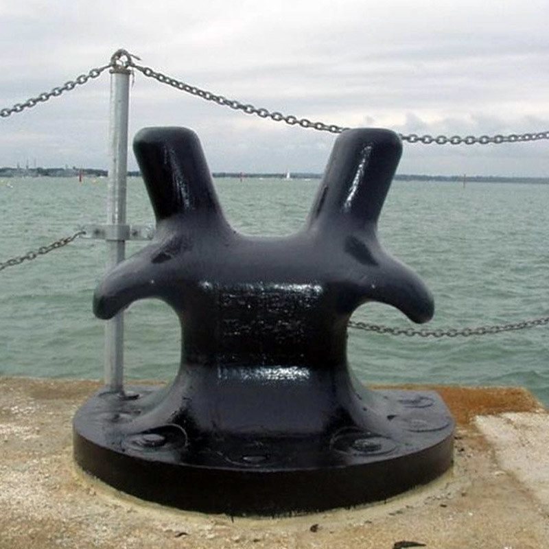Corrosion Resistant Cast Iron Mooring Bollards Stable Sturdy Vessel Mooring In Harsh Environments