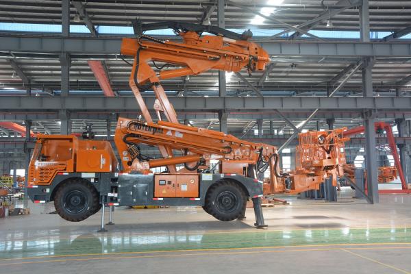 Buy cheap Foldable Handle Arch Installation Trolley 125KW / 2200rpm Diesel Engine For Tunnel from wholesalers