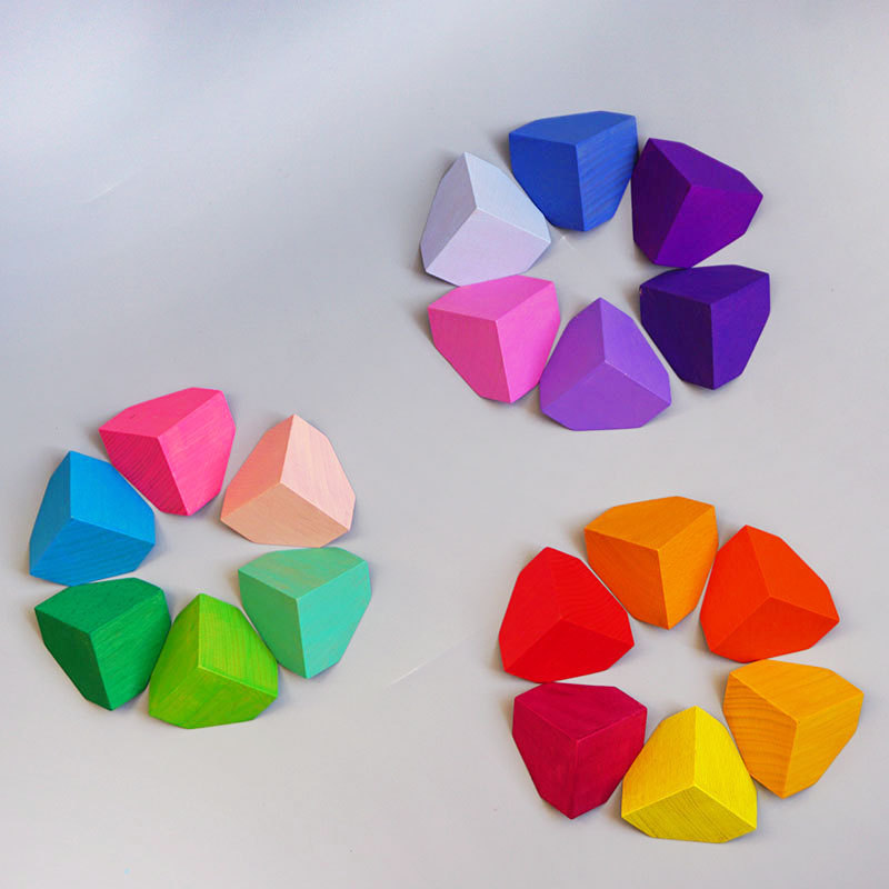 2300g 4cm Rainbow Wooden Flower Puzzle Wooden Stone Stacking Game