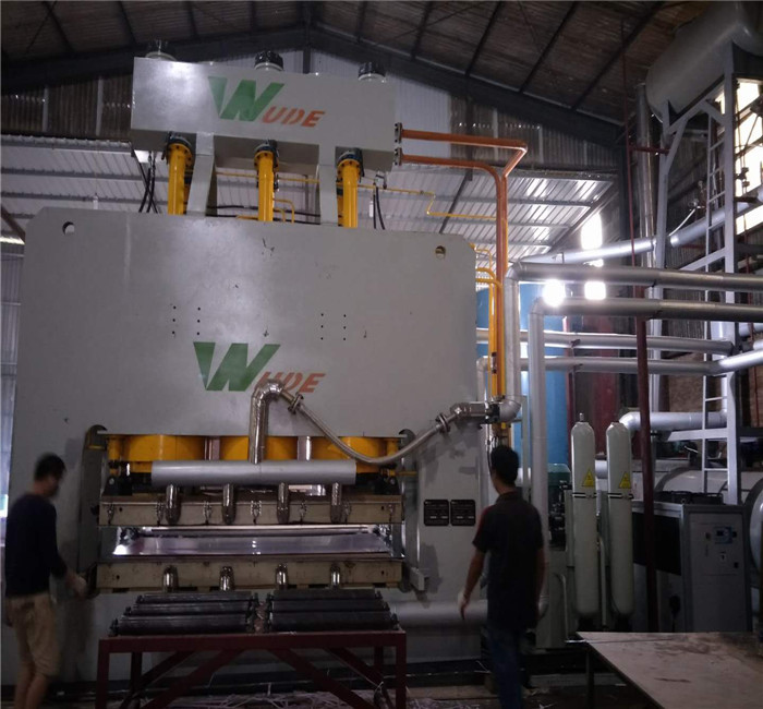 High Production Capacity Short Cycle Lamination Hot Press With Loading Machine