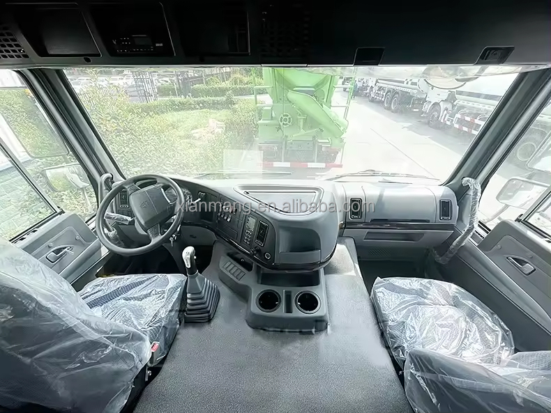 Used Mini Dump Truck with 351-450hp Horsepower and 7800x2550x1550 Cargo Tank Dimension
