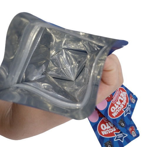 Waterproof Label Mylar weed Bags Candy Packaging Zipper Stand Up Mylar Bags