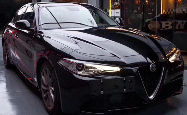 Buy cheap Slidable Piano Black Vinyl Wrap 60µM Ultra Gloss Car Wrapping Film Roll from wholesalers