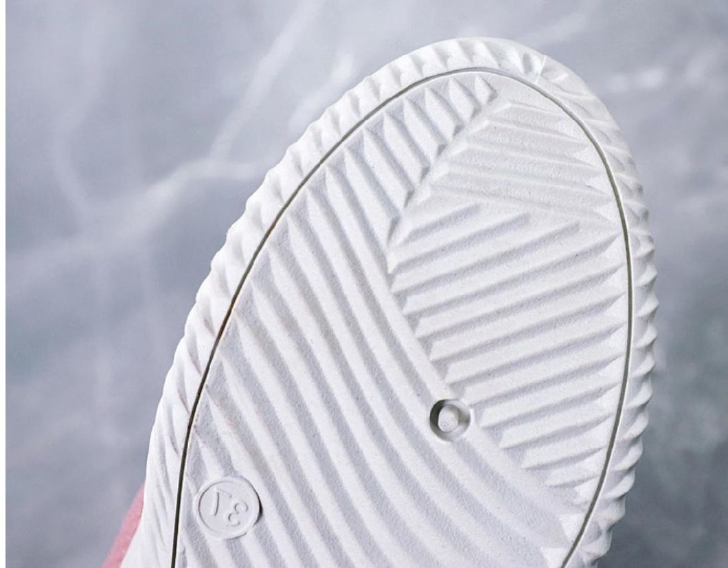 New Style Injection Shoes Fashion Shoes Flyknit Shoes Suede Leather Sneaker Shoes Sport Shoes Walking Jogging Running Shoes Casual Shoes Ladies Shoes Footwear
