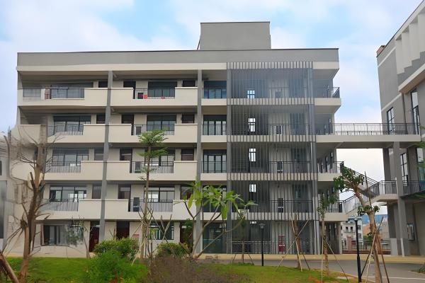 Buy cheap Earthquake Resistant Multi Storey Commercial Building Steel Construction from wholesalers