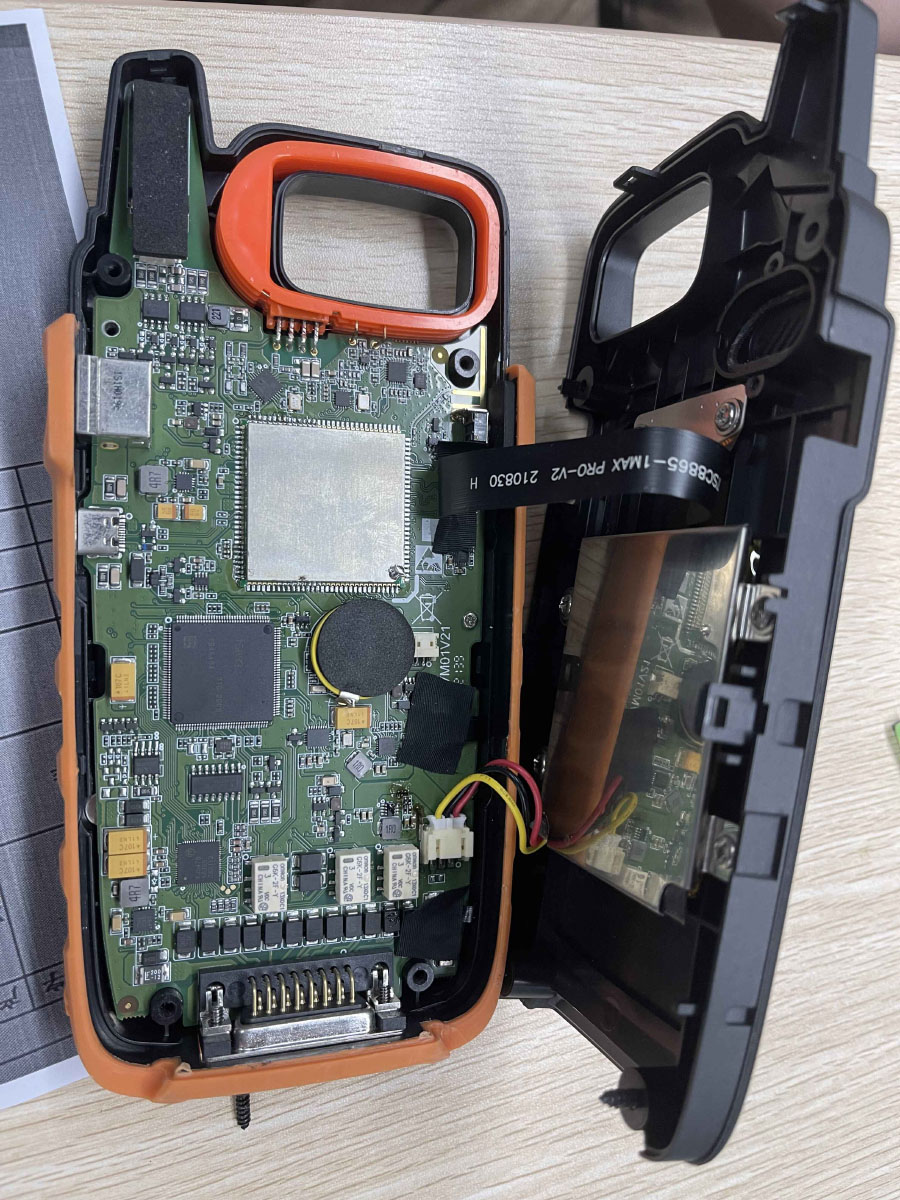 Key Tool Max Pro PCB Display 1