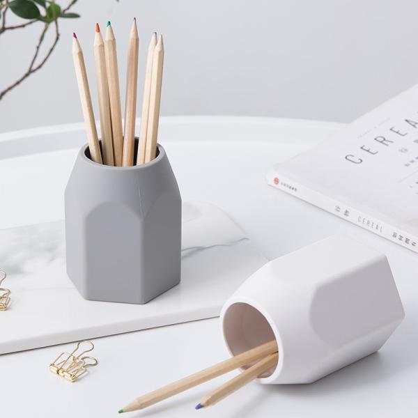 Buy cheap Silicone Waterproof Pencil Holder For Desk Simple Modern Minimalist Makeup Organizer Shool Office Supplies For Home Kids from wholesalers
