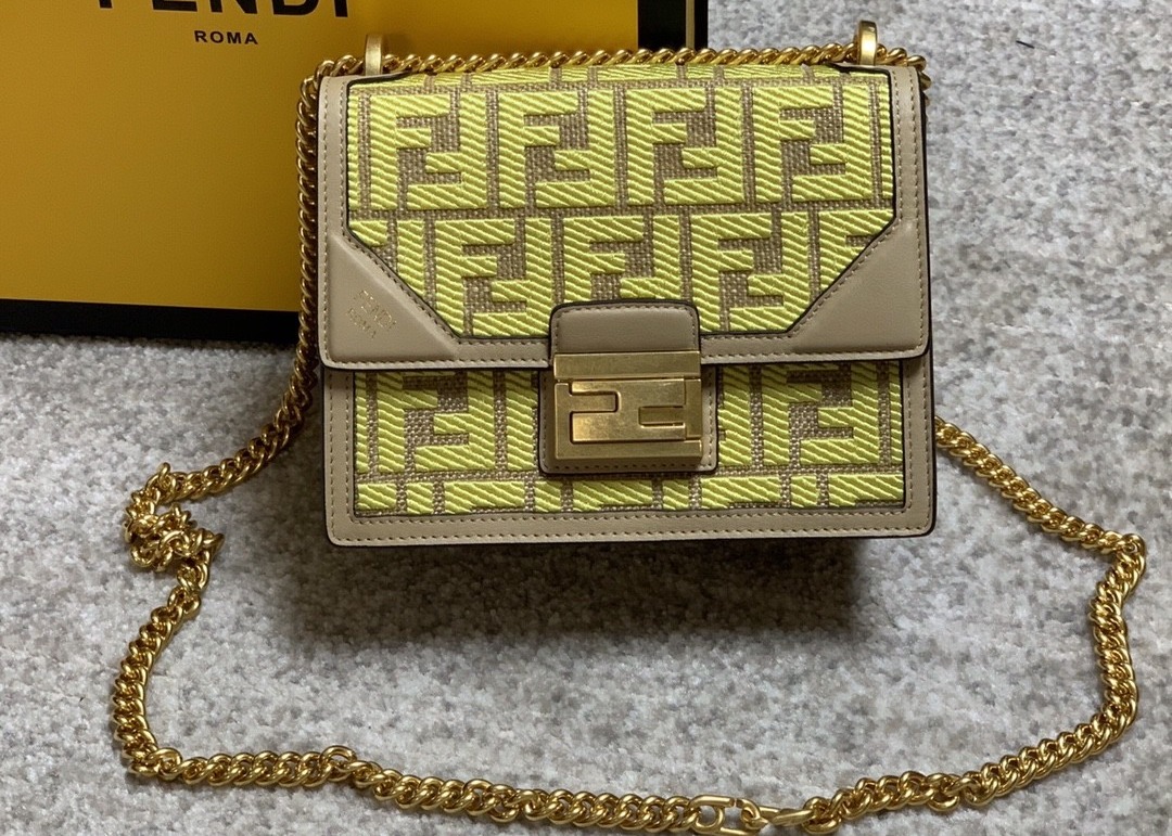 Baguette Bag Classic Luxury Cross-Body Bag Embroider f letters Pattern Underarm Bag