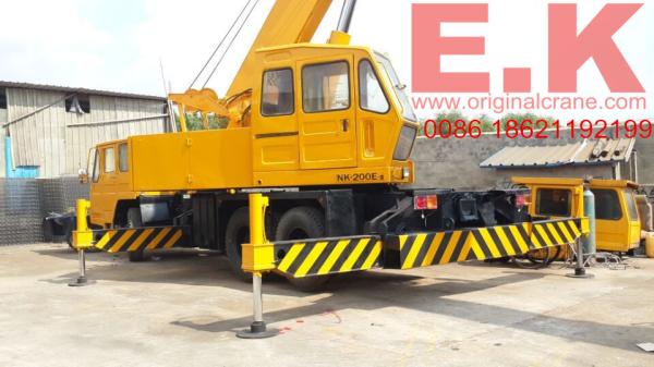 Buy cheap Used Kato Japanese 20ton Mobile Hydraulic truck Crane jib crane boom crane (NK200E) from wholesalers