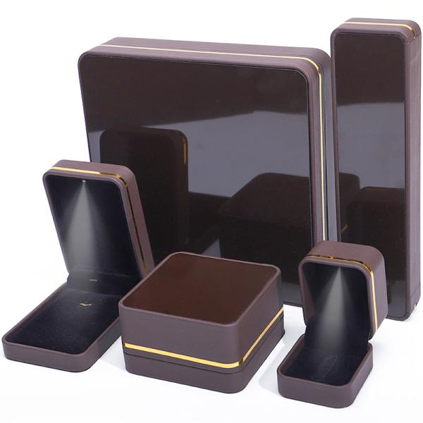 Buy cheap Han Hong Rectangle Jewelry Box with LED Light and Velvet Lining Luxury Accessories from wholesalers
