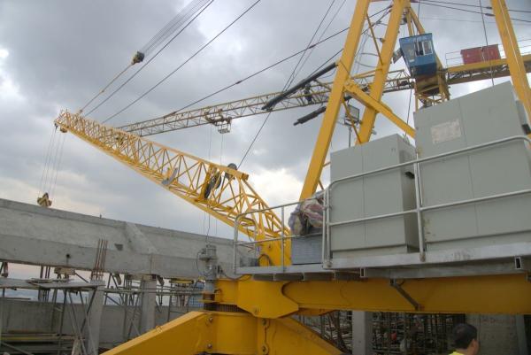 380V Roof Construction Tower Crane CE Certification for Inner Climbing Crane