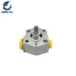 ZX70 ZX75 4472007 Gear Pump Charge Pump Hydraulic Gear Pump Pilot Pump for