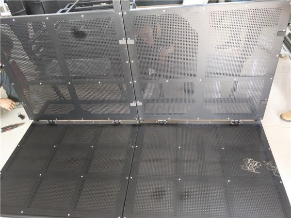 Buy cheap Removable Expandable Metal Pedestrian Barriers , Steel Portable Crowd Barriers from wholesalers