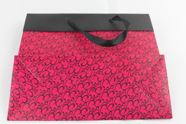 Buy cheap OEM Debossing Clothing Paper Bags from wholesalers