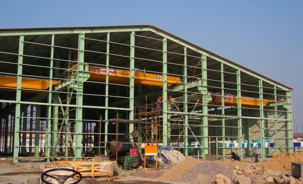 Buy cheap Pre Engineered Metal Workshop Building With Overhead Crane / Prefab Metal Workshop from wholesalers
