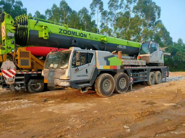 Buy cheap 80ton Lifting Capacity Folding Boom Truck Crane Trucks Mobile Crane ZTC800H7 with 65.5m Maximum Lifting Height at Official from wholesalers