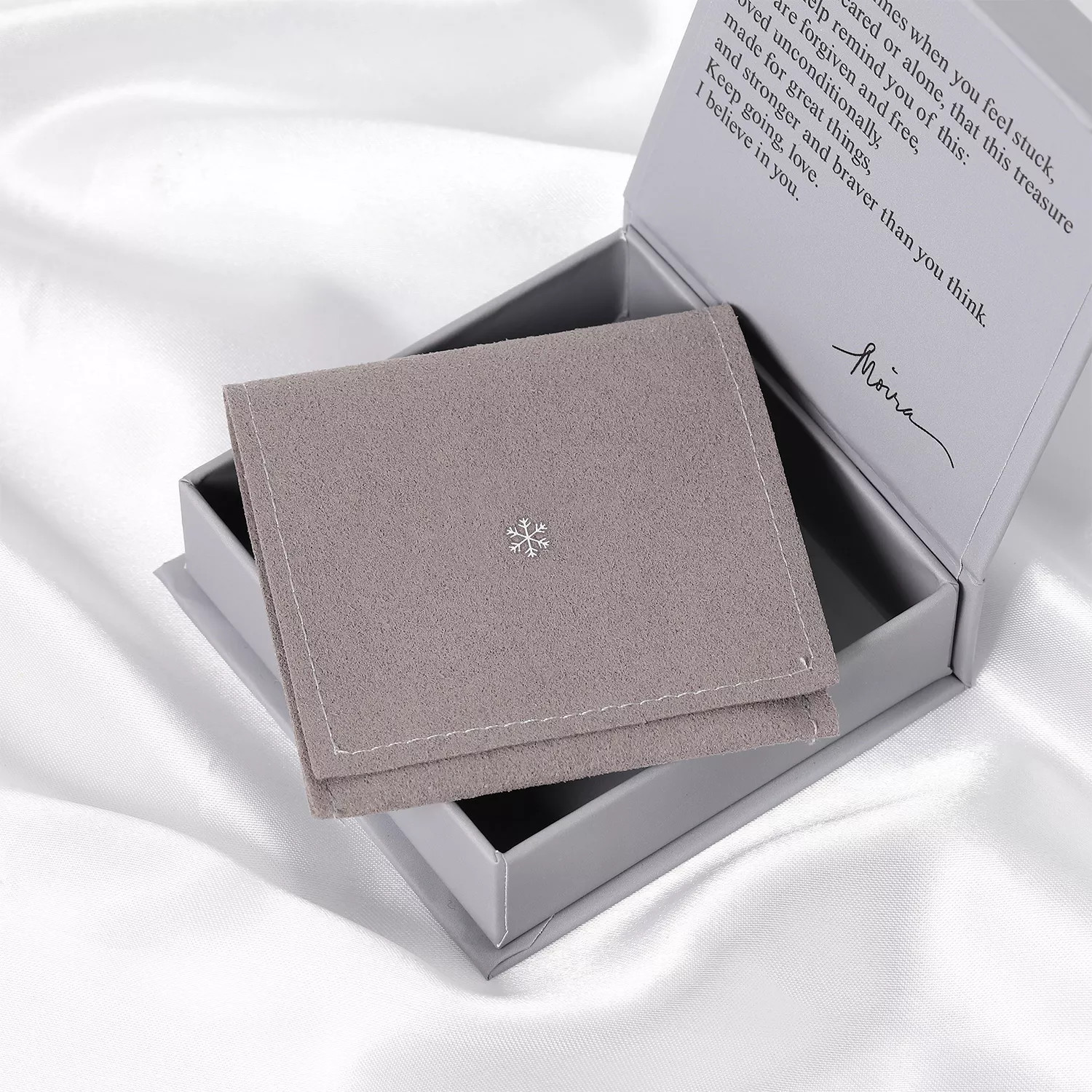 Magnetic Closure 5x5 Small Paper Jewelry Boxes 12x12 Gift Box With Lid