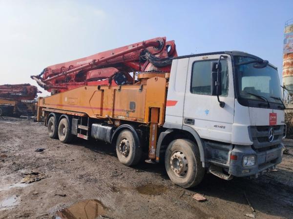 Buy cheap 49 Meters Horizontal Reach Concrete Pump Truck with Cylinder Type Structure from wholesalers