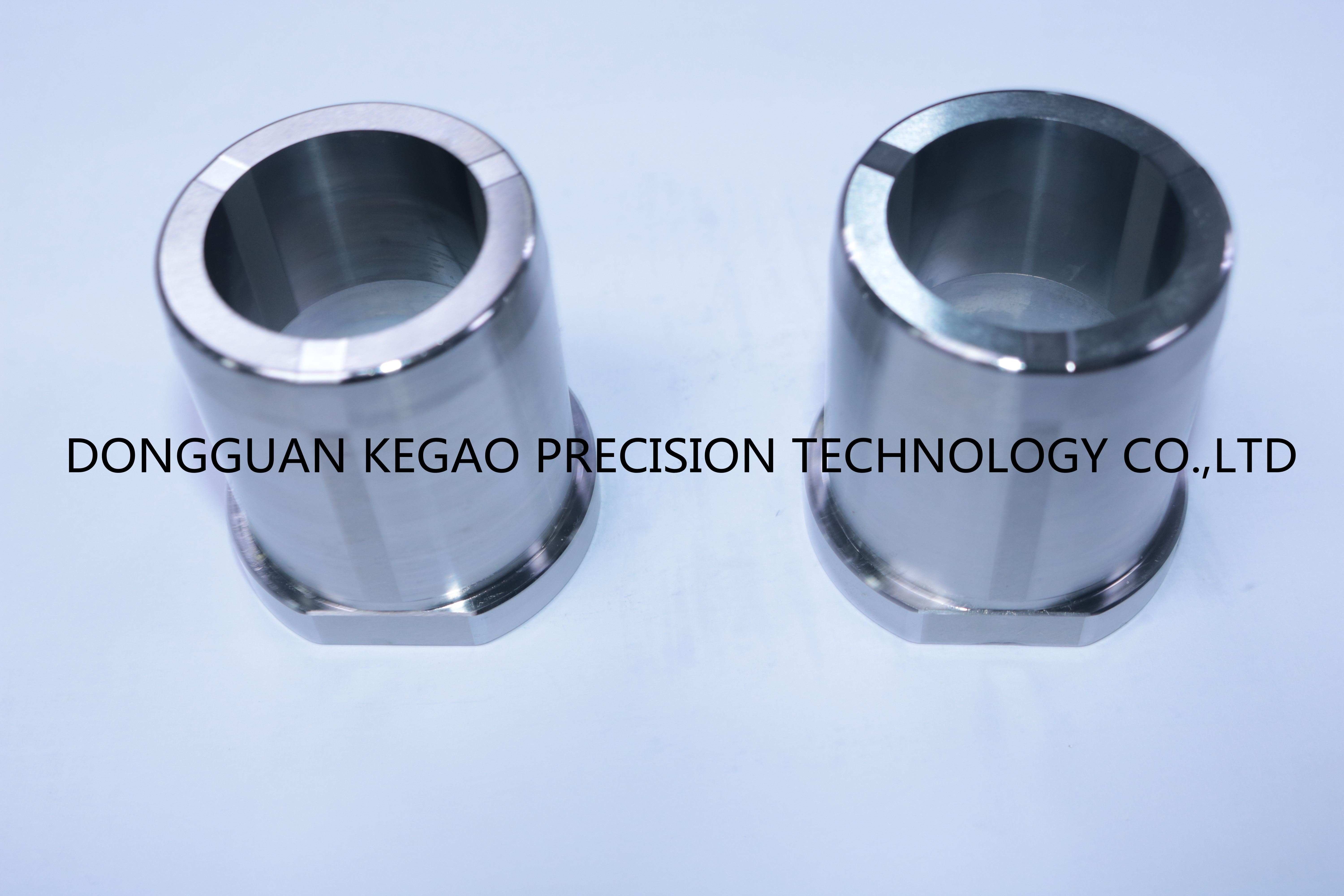SKD61 Injection Molding Hollow Parts , Precision Mold Sprue Bushing 0.2Ra Grinding