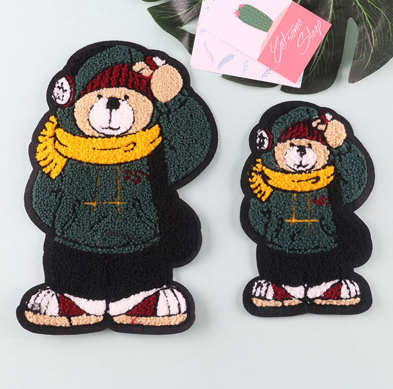 Sweater Chenille Patch Embroidery , Ironing Sew On Patches For Clothes