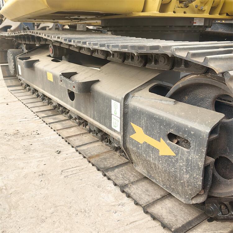 Komatsu130 Used Hydraulic Crawler Machinery Excavator 13 Ton Operating Weight 13000 KG