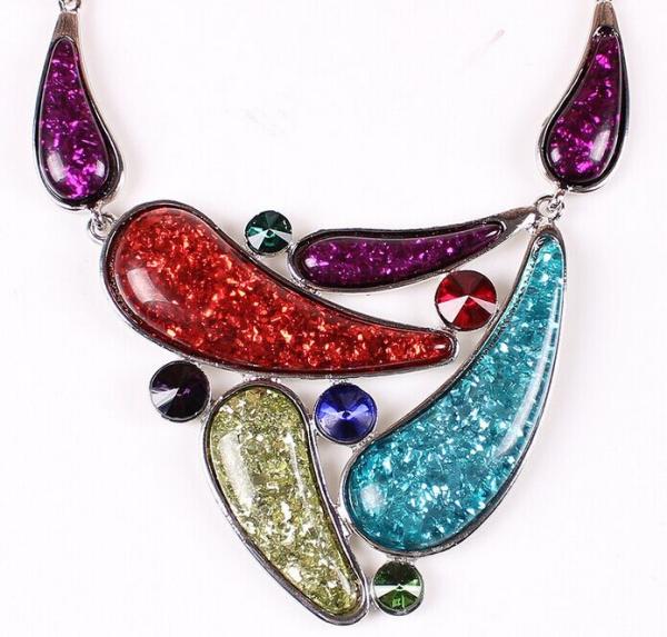 Buy cheap European and American retro-grade resin glitter sprinkled with diamond necklace from wholesalers
