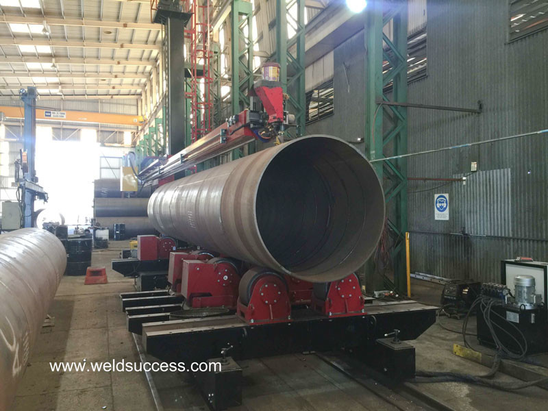 Conventional Tank Turning Rolls Stands 100 Ton Bolt Adjustment Steel Wheel Pipe