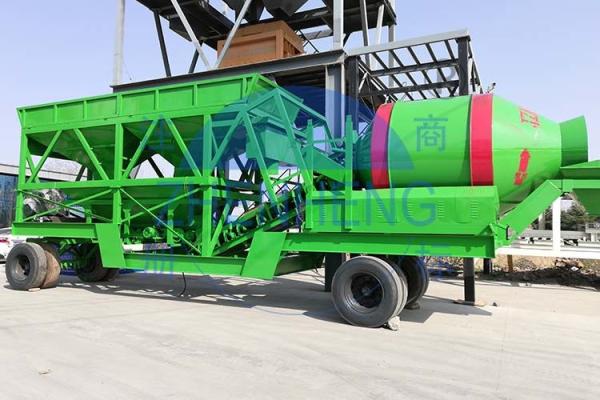 Buy cheap Small 25m3 / H Universal JZM500 Mobile Concrete Batching Plant For Building Works from wholesalers