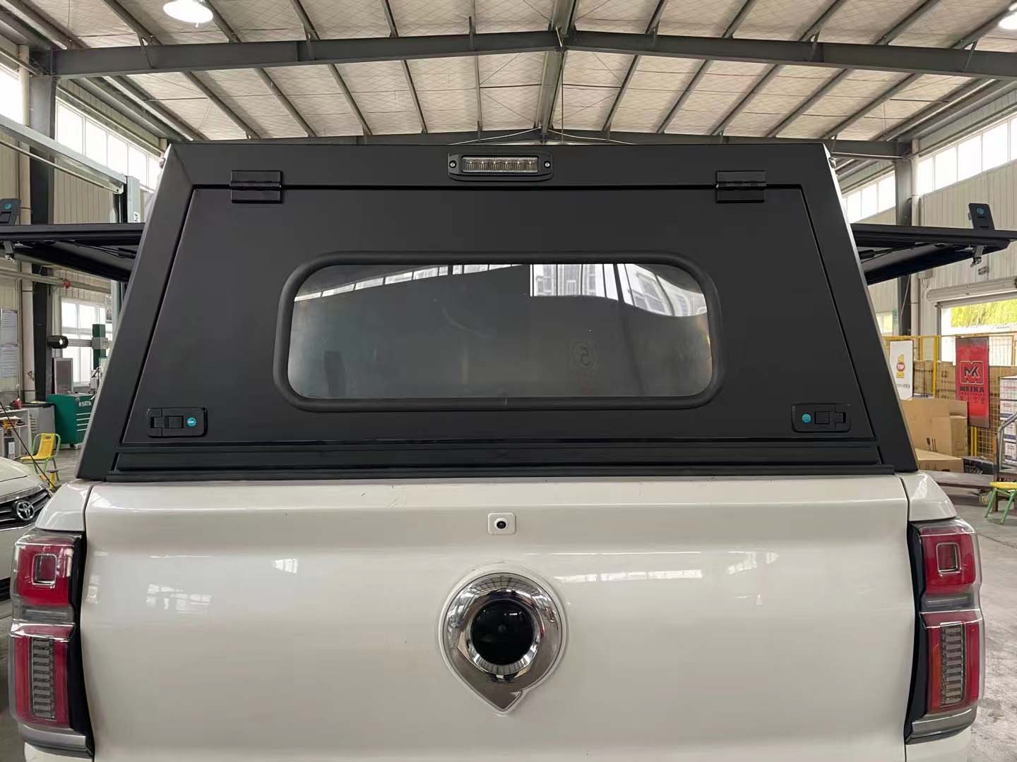 Black Powerder Coated Aluminium Alloy Semi-high Bed Canopy OEM OEM Service Accepted