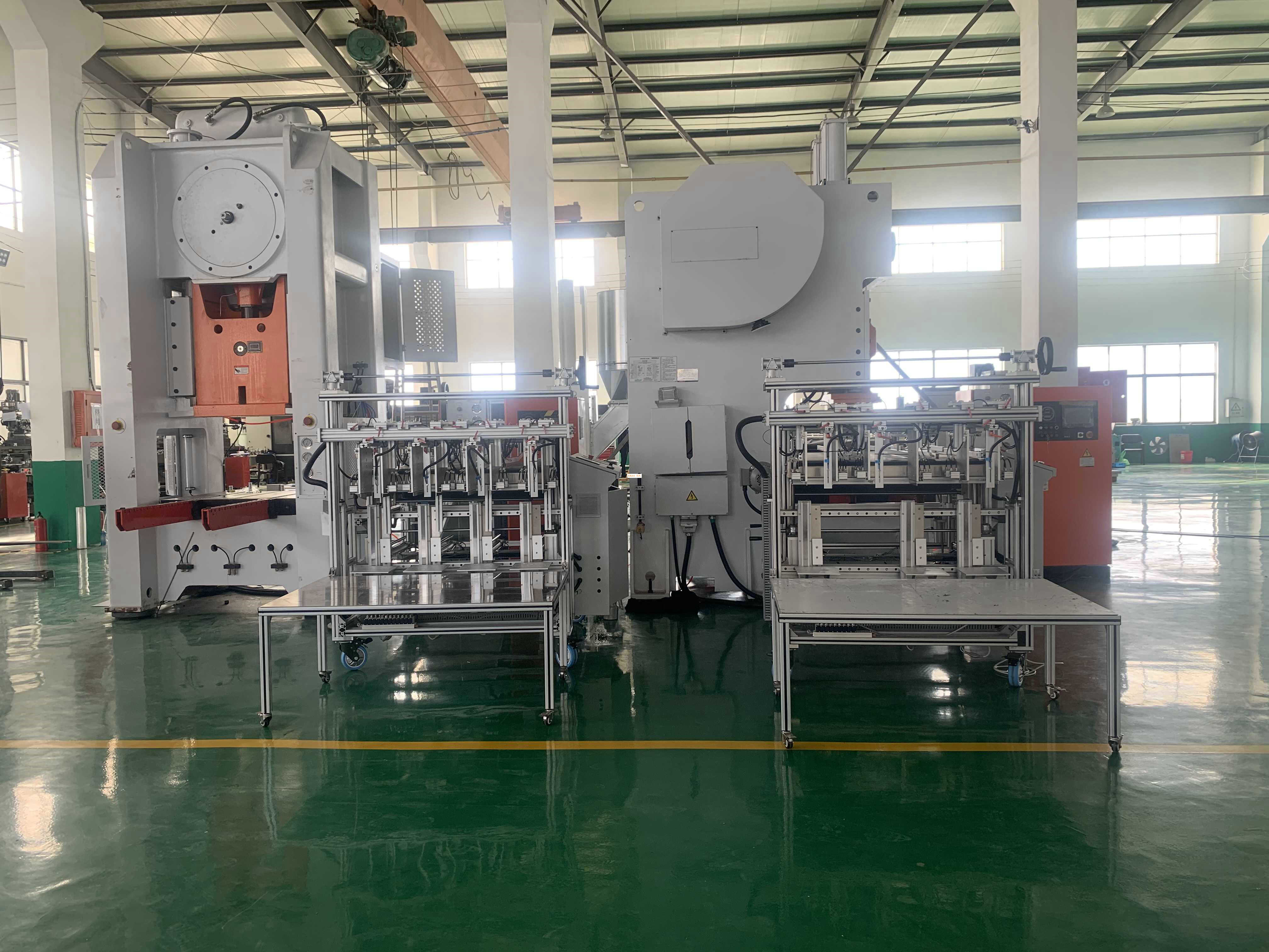 12000Pcs/h Capacity Aluminium Foil Container Production Line with PLC