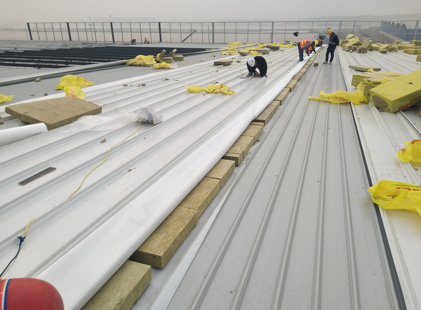 Prefabricated Lightweight Steel Frame Buildings For Warehouse Rent Logistics Distribution