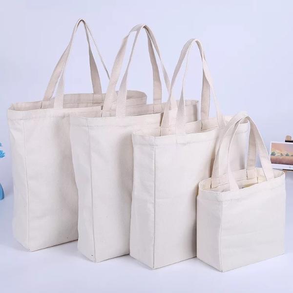 Buy cheap Silk Screen Promotional Giveaway Bags , Beautiful Navy Gift Bags Bulk from wholesalers