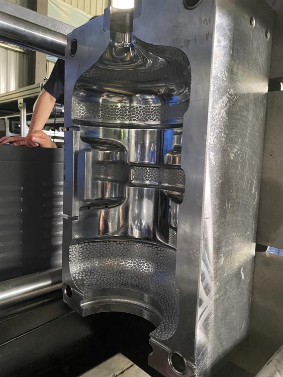 Easy to LGB-20L Superior Pet Bottle Automatic Bottle Making Machine with Power kW 25.6