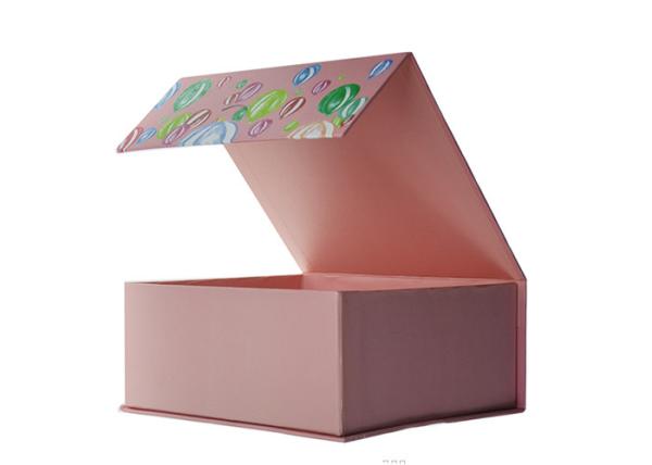 Buy cheap Recyclable Rigid Cardboard Boxes , Glossy White Collapsible Gift Boxes from wholesalers