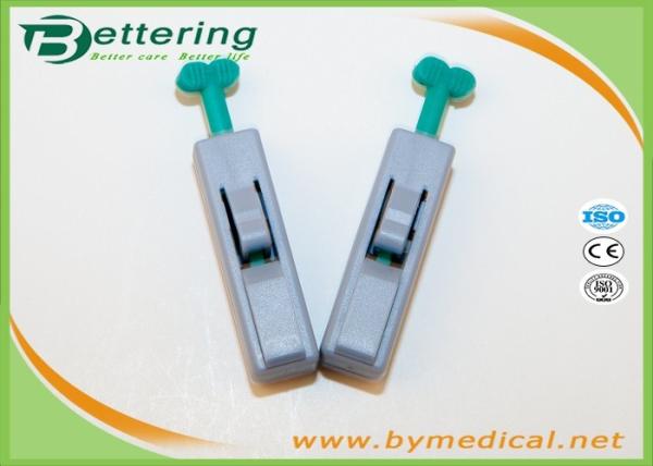 Quality 23G Green Colour Automatic Button Type Safety Blood Lancet Sterile Blood Sample Needle Asepsis Blood Collector for sale