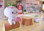 Indoor Large Size Life Size Fiberglass Statues Modern Style For Shopping Mall