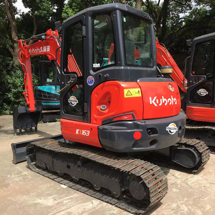 Japan Made Original Mini Kubota KX163 Crawler Chain Excavator 5 Ton in Good Condition