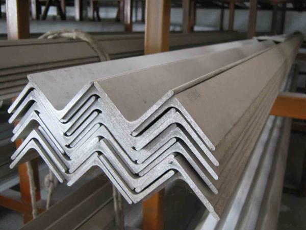 Buy cheap Unequal / Equal Long Steel Angle of custom cut ASTM A36, EN 10025 S275 Mild Steel Products from wholesalers