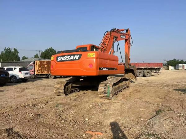 Used Doosan DX225 Excavator, 25 Ton Tracked Excavator,Used Construction