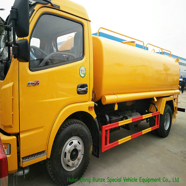 DFA Road Wash Water Liquid Tank Truck 6000L With Water Pump Sprinkler For Delivery