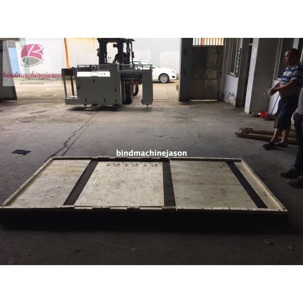 calendar hole punching machine SPB550