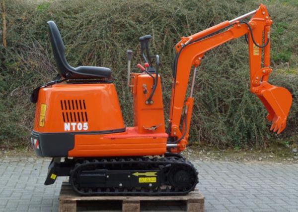 Buy cheap Small Diesel Engine 500kg Hydraulic Excavators For Rent / Home , 6.8kw Power from wholesalers