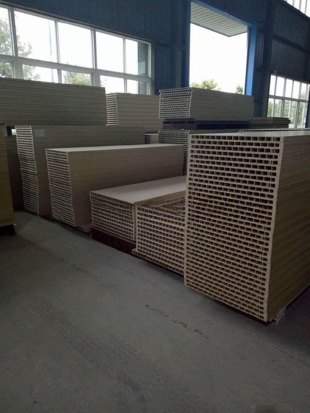 Wood Plastic Composite Door Making Machine / WPC Door Making Machine