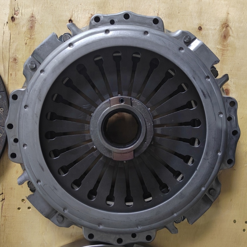 Volvo Europe Heavy Duty Truck Clutch Cover Kit with Parts 18780009816/18780009815