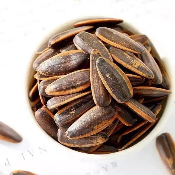 China factory specializes in producing various flavors of roasted sunflower