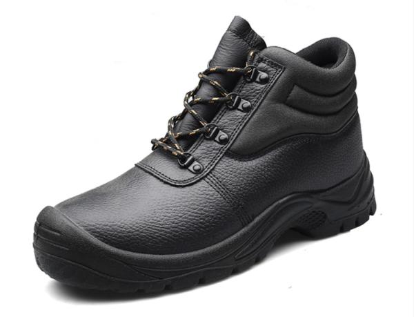 Buy cheap European Standard Genuine Leather Waterproof Heat Resistant Safety Work Shoes Safety Shoes from wholesalers