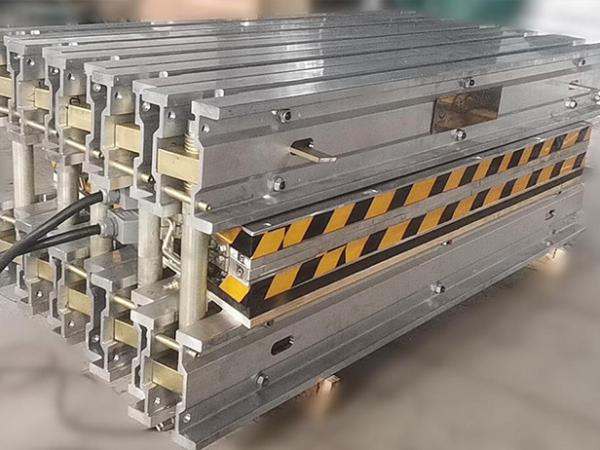 Buy cheap Horizontal Conveyor Belt Vulcanizing Machine High Strength Long Life Span from wholesalers