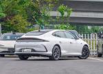 Adult Personal IM Electric Car L6 5 Seaters Hatchback Pure New Energy Electric